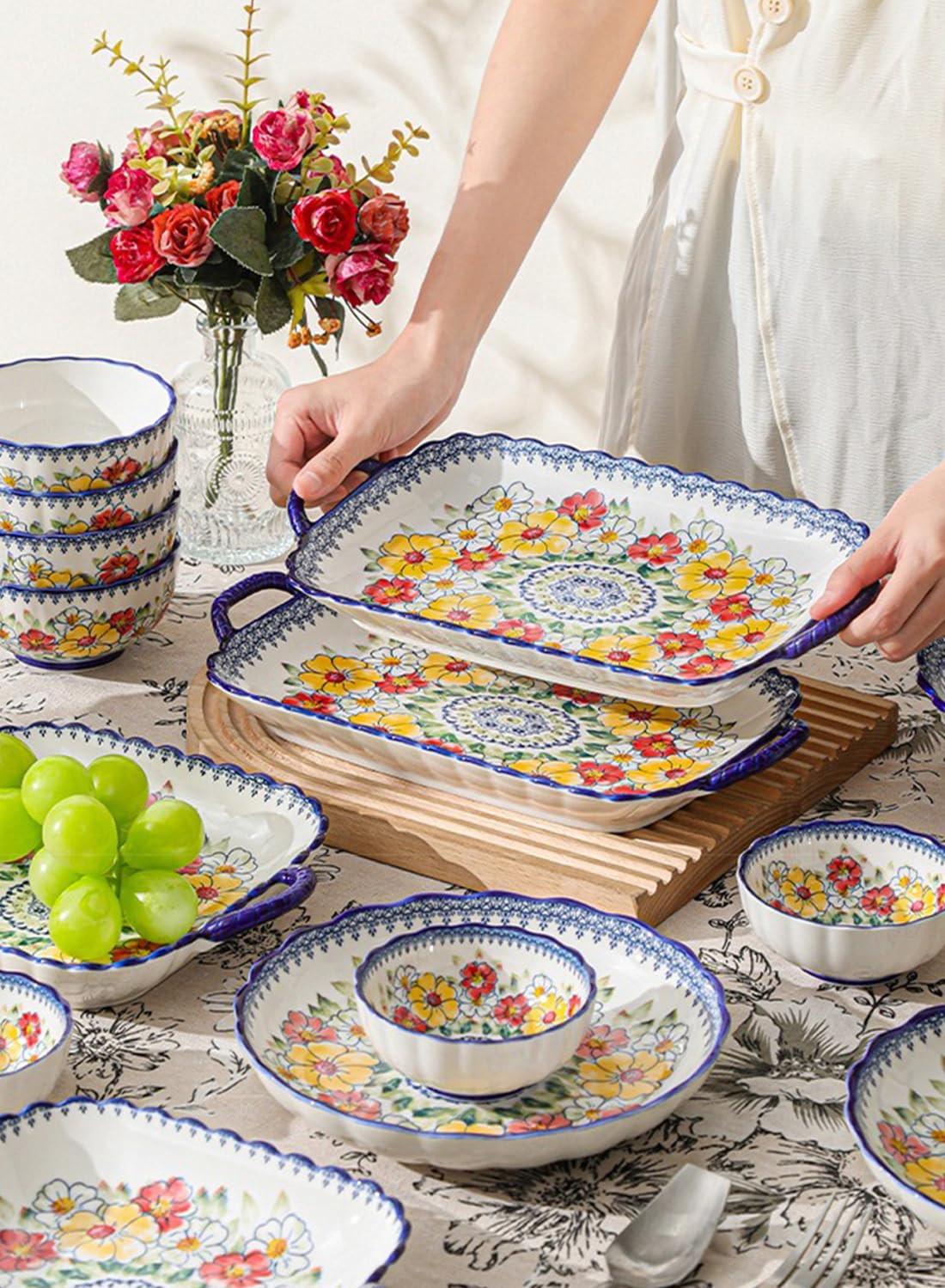 18Pcs Dinnerware Set, Gift Kit, Plates and Bowls Sets, Oven, Dishwasher and Microwave Safe, Green Rose