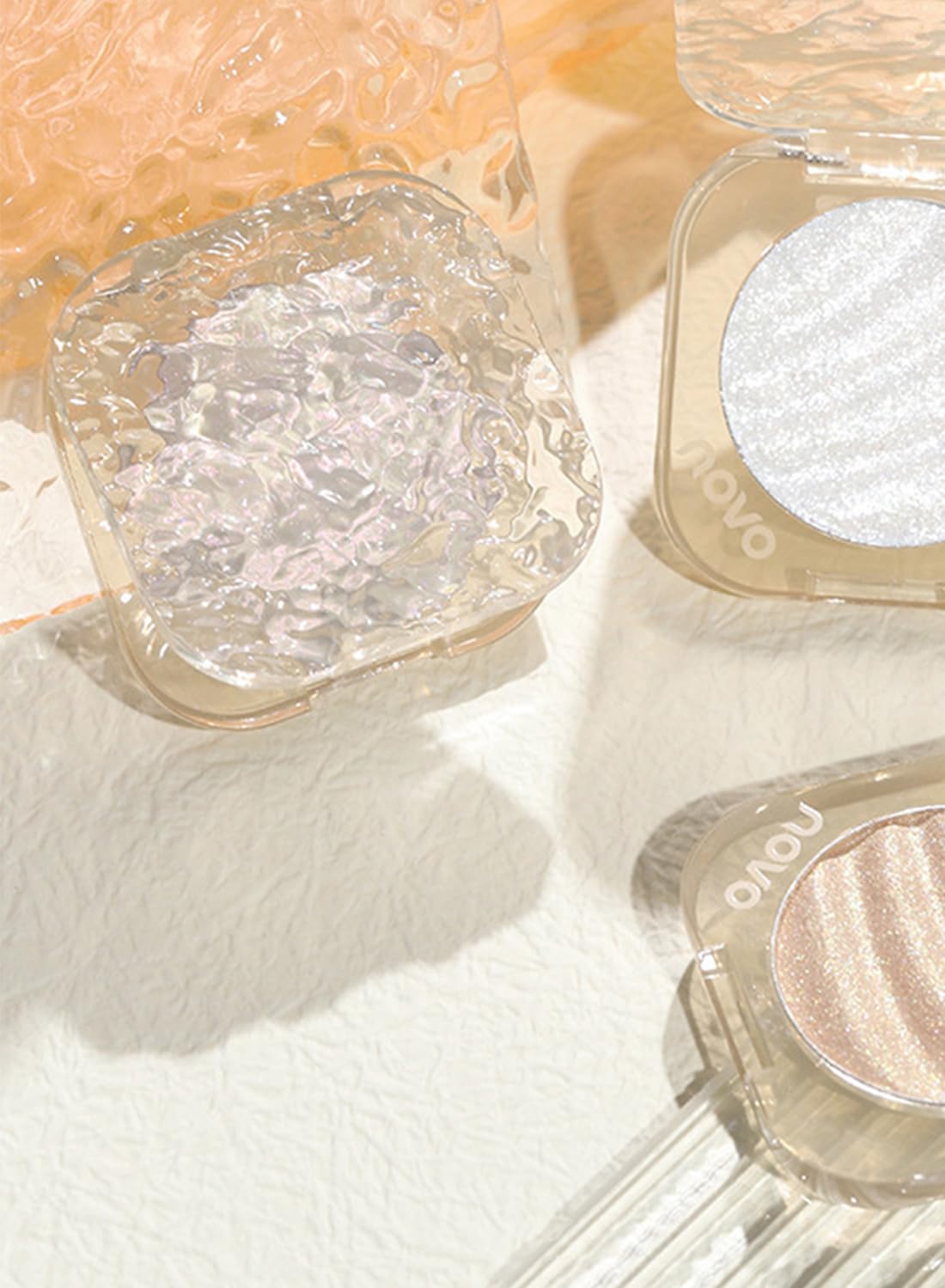 NOVO Highlighter Palette, High Glossy Illuminator Powder Palette, Waterproof Long Lasting Makeup Highlighter, Contour Concealer Powder for Face Body Cheek 4.7g - 01